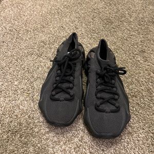 Adidas Yeezy 450 Utility black